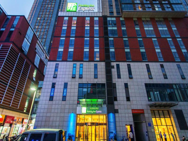 Holiday Inn Express Changzhou Centre By Ihg Exteriör bild